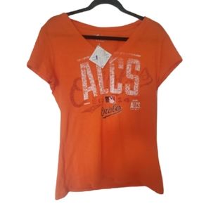 Baltimore Orioles fitted tee large